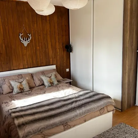 Lägenhet Lovely 2 Bed In With Garden Morzine
