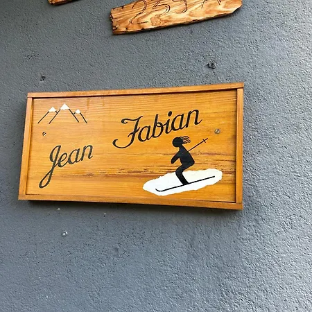Jean Fabian Mountain View Apartman *